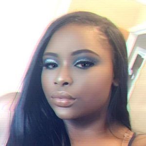 Meet your Posher, Kay